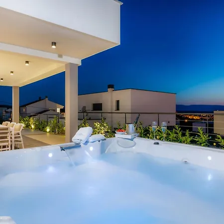 Ferienvilla Lea Magdalena I Mit Whirlpool By Interhome Sveti Vid-Miholjice