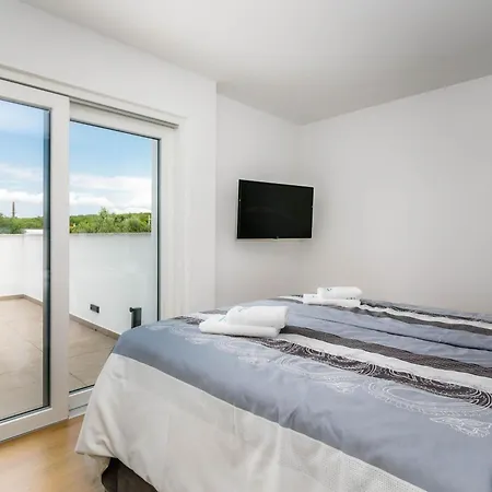 Ferienvilla Lea Magdalena I Mit Whirlpool By Interhome