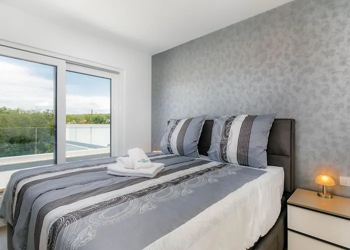 Ferienvilla Lea Magdalena I Mit Whirlpool By Interhome