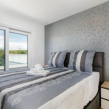 Ferienvilla Lea Magdalena I Mit Whirlpool By Interhome