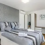 Ferienvilla Lea Magdalena I Mit Whirlpool By Interhome
