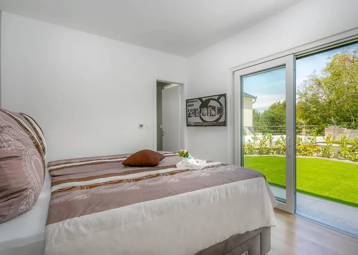 Ferienvilla Lea Magdalena I Mit Whirlpool By Interhome Nyaraló Sveti Vid-Miholjice